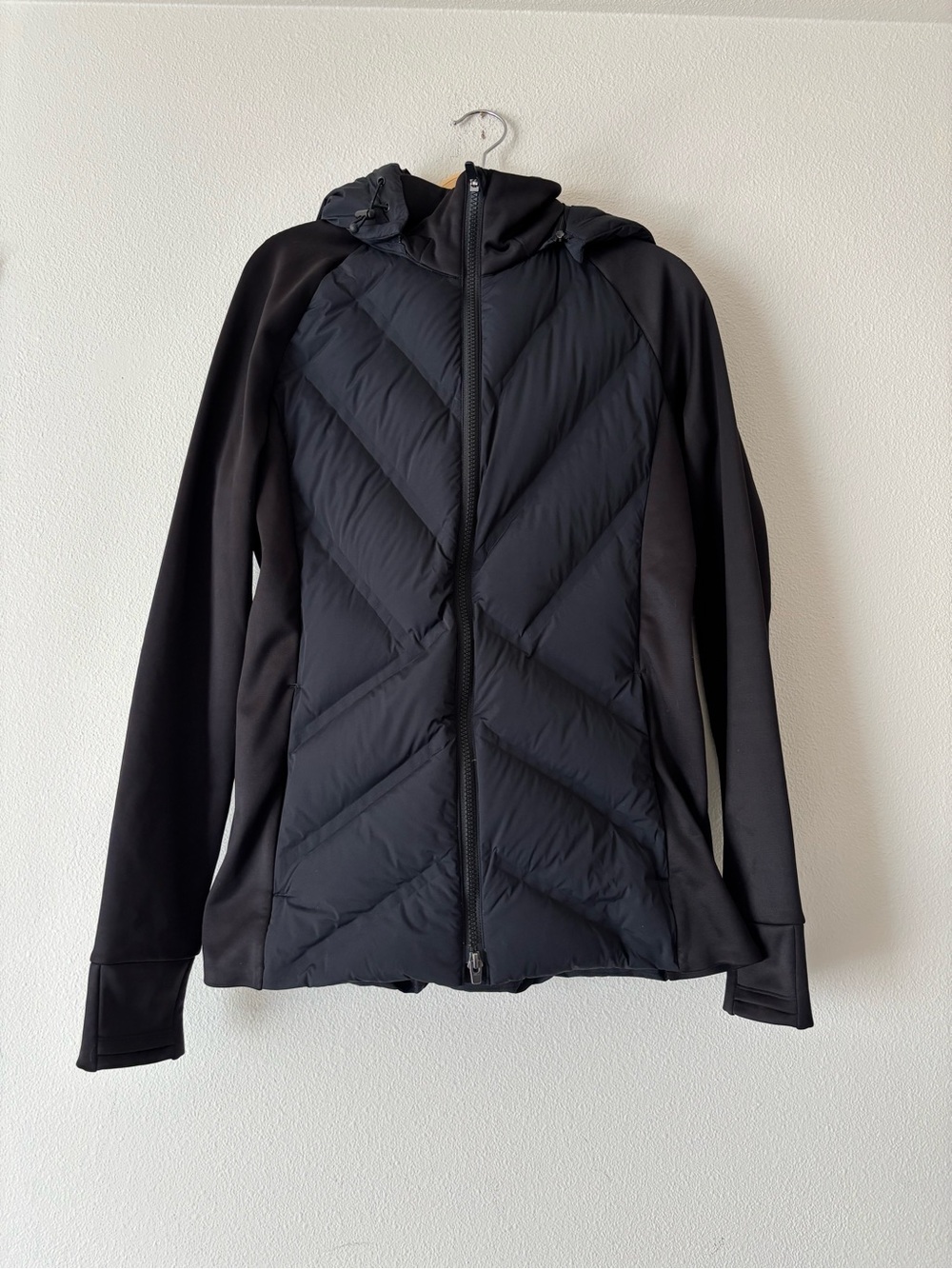 Athleta Black Quilted Puffer Hybrid Jacket with Hood